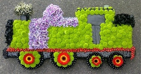 GWR Train by Bee Floral