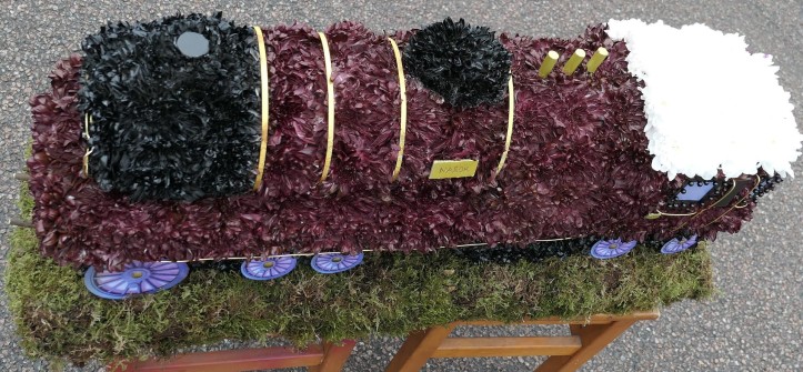 Steam Train 3D by Jackie at Perfect Moment Flowers 2