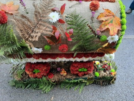 Gypsy-Wagon-by-Sara-Gilbert-3