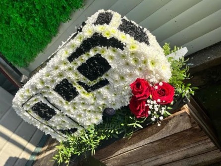 caravan-by-fanciful-flowers-by-claire-