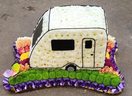 caravan-by-shona-at-sentimental-inspirations