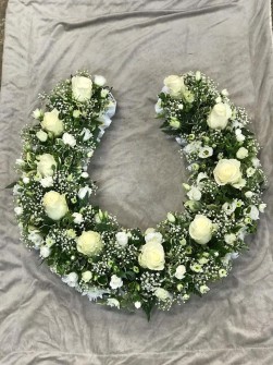 Horseshoe-by-Natalie-Wheatley