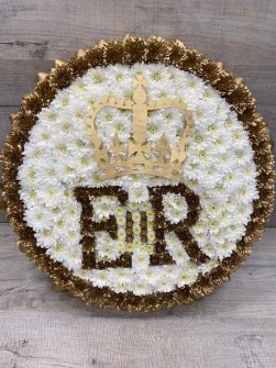Queen-tribute-by-Helen-at-Amaryllis-Floral-Designjpg