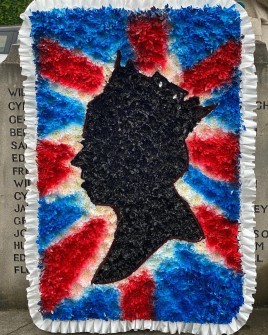 Tribute-for-the-queen-by-Cheryl-from-Flower-Lane-Florist