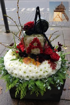 Tribute-to-Ex-Miner-by-Zoe-Jade-at-Floral-Expressions-2
