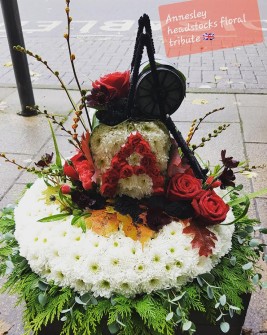 Tribute-to-Ex-Miner-by-Zoe-Jade-at-Floral-Expressions-3