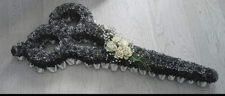 scissors-by-andi-at-wall-flowers