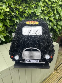 taxi-by-Kate-rowe-at-flowers-by-kate