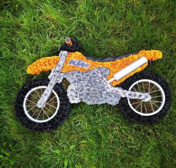 Motorcross-bike-by-Diane-Leahy-at-Kilmarnock-Willow.