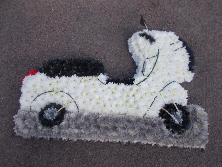 Vesper-Scooter-by-Becky-at-Beckys-Blooms